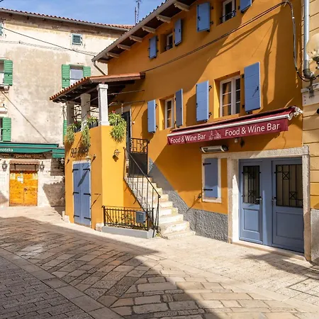 Apartment Luxurioese Piazzetta Mit Meerblick Porec